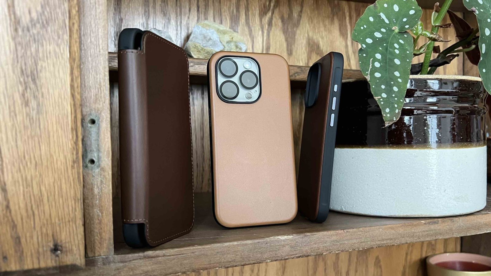 Nomad leather case iPhone 15 review